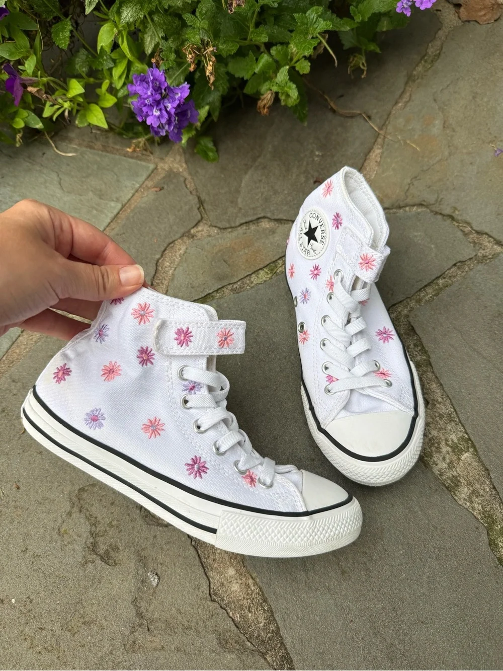 Floral embroidered Converse Youth Size 2